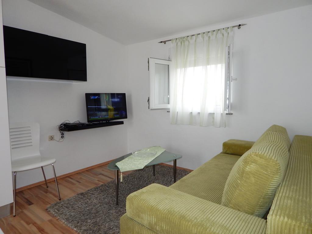 Apartments Nedjeljka Ražanj Exteriér fotografie