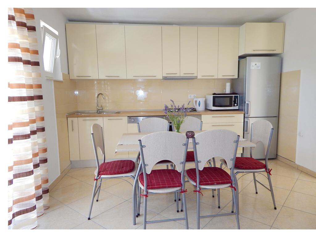 Apartments Nedjeljka Ražanj Pokoj fotografie